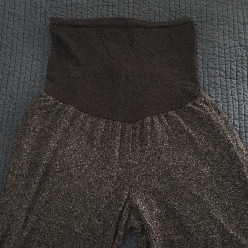 Motherhood Maternity lounge pants.